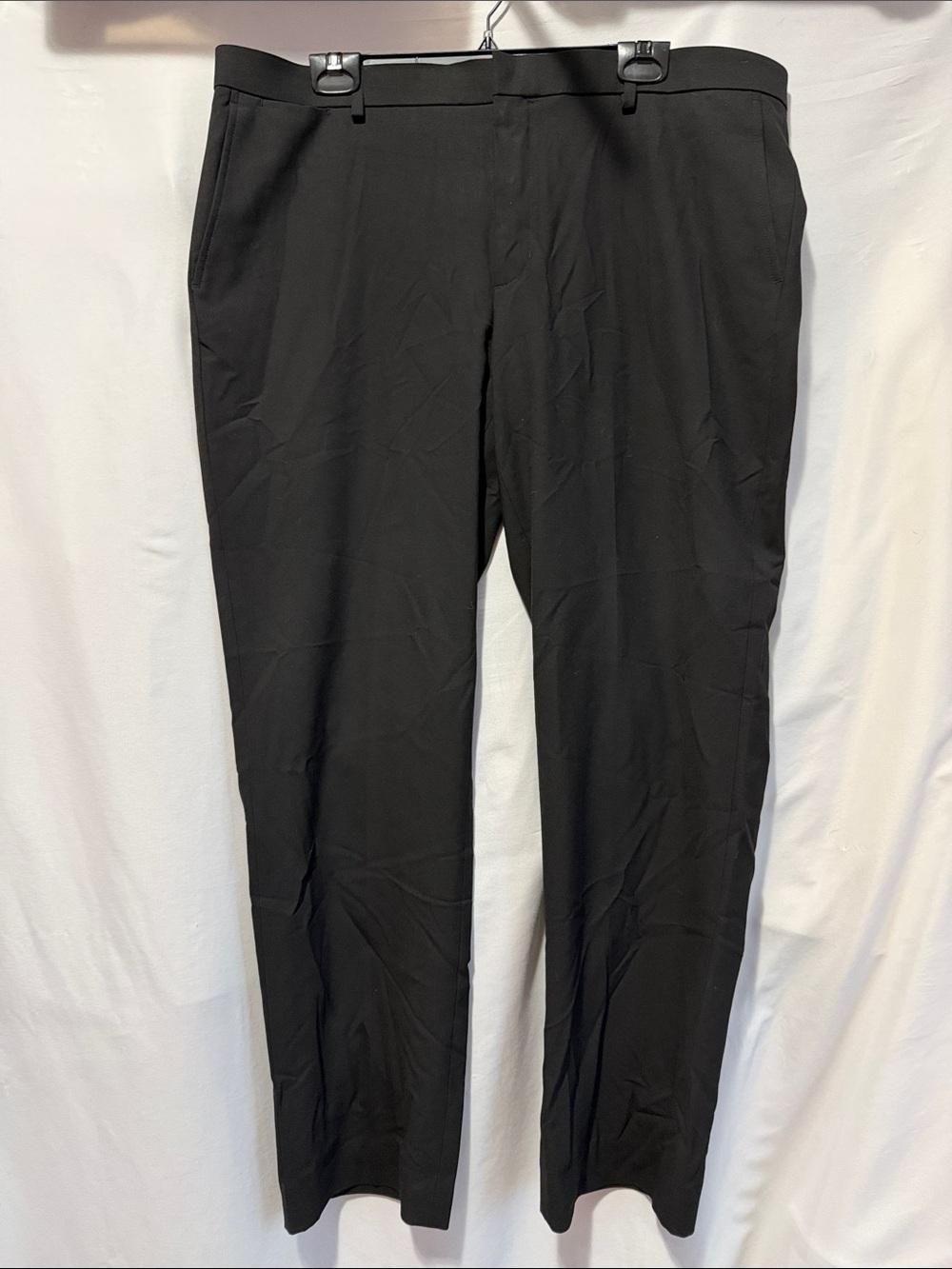 Amazon Essentials Men's Black Straight Dress Pants